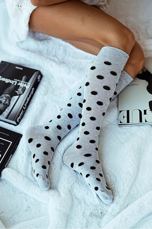 Podkolanówki Milena  w kropki   0248.010