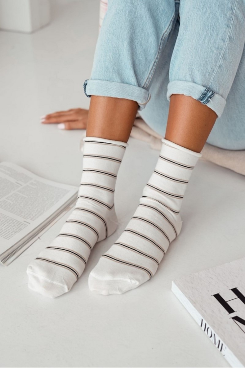 Skarpety Milena 0200-162 Cienkie Paski 37-41