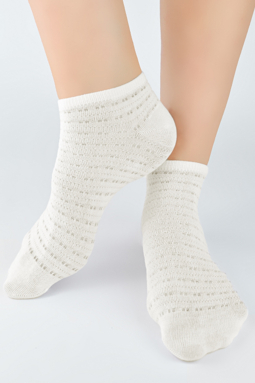 Skarpety Noviti SB121 żakard dziurki za kostki 35-42